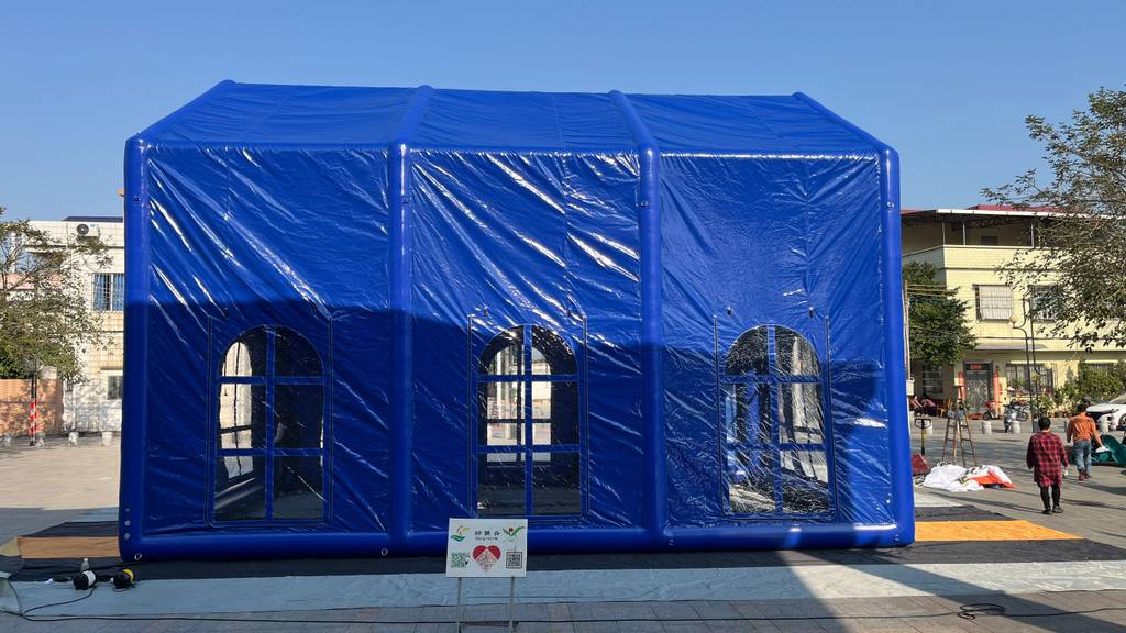 Inflatable Tent Warehouse and Production Scale